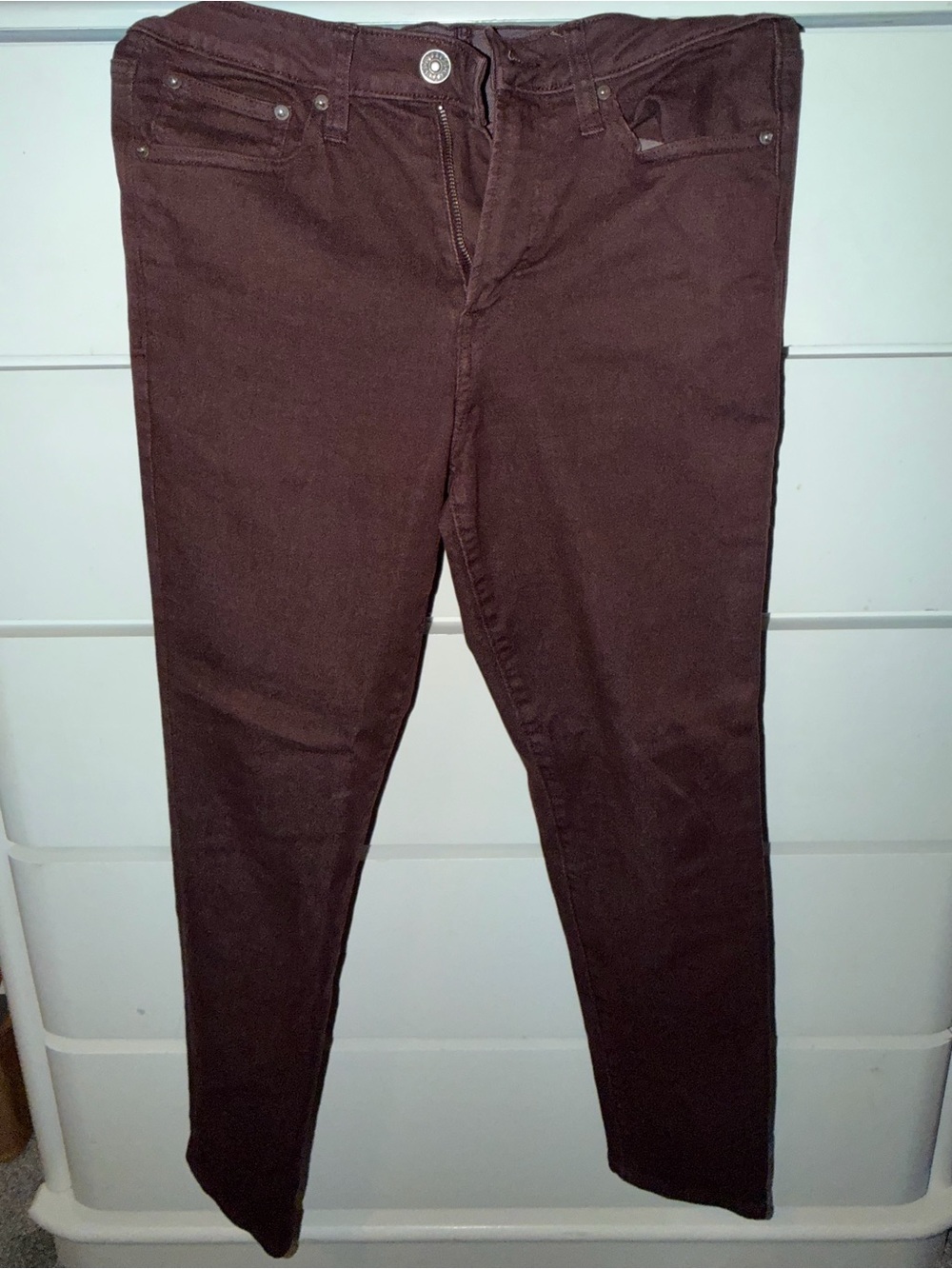 Express Men’s Slim Fit Jeans in Maroon